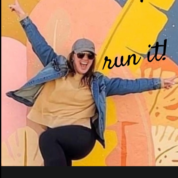 💖♻️ @rachelklincoln is LIVE NOW! Rachel is LIVE!! Come Shop My Style !! 💖 ♻️ - Picture 13 of 16